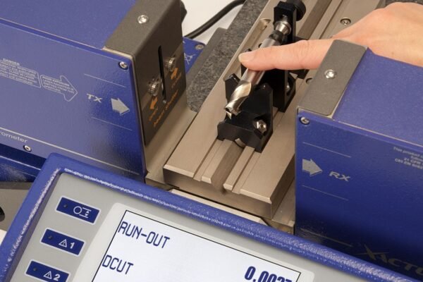 MECLAB TOOLS - The laser Micrometer to check full carbide tools and blanks